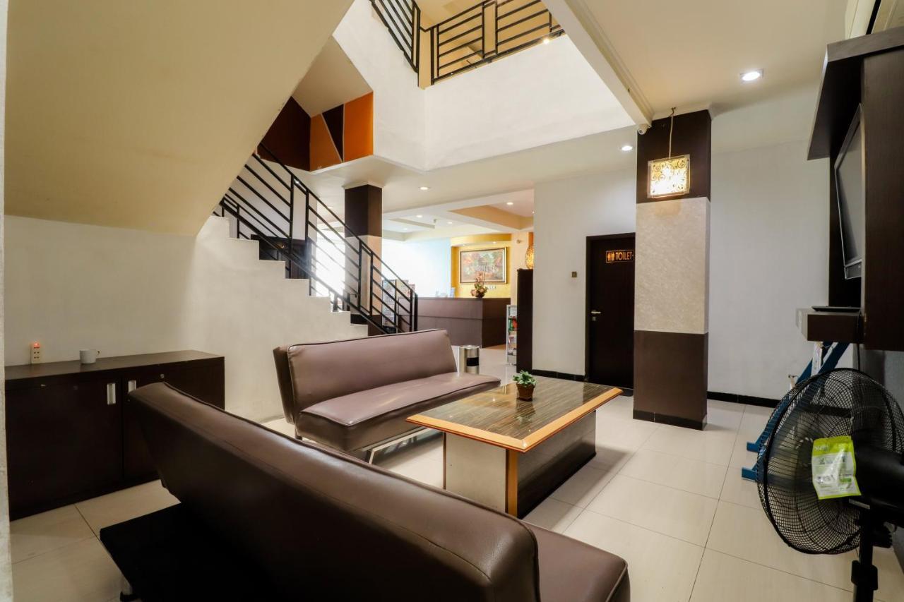 Wisma Banda 3*